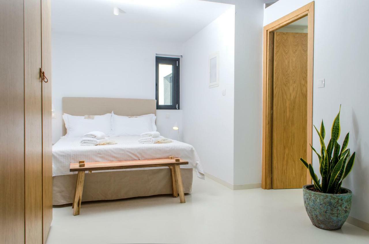 Thea Suites Nea Kallikrateia 外观 照片