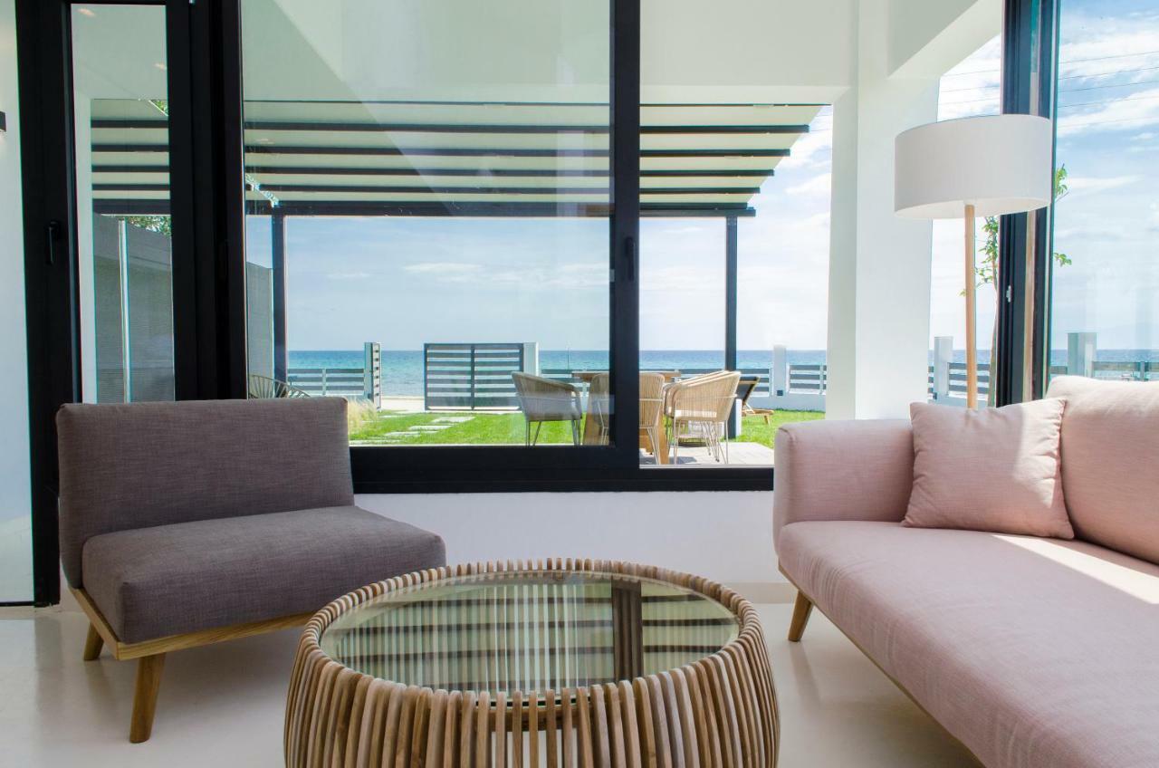 Thea Suites Nea Kallikrateia 外观 照片