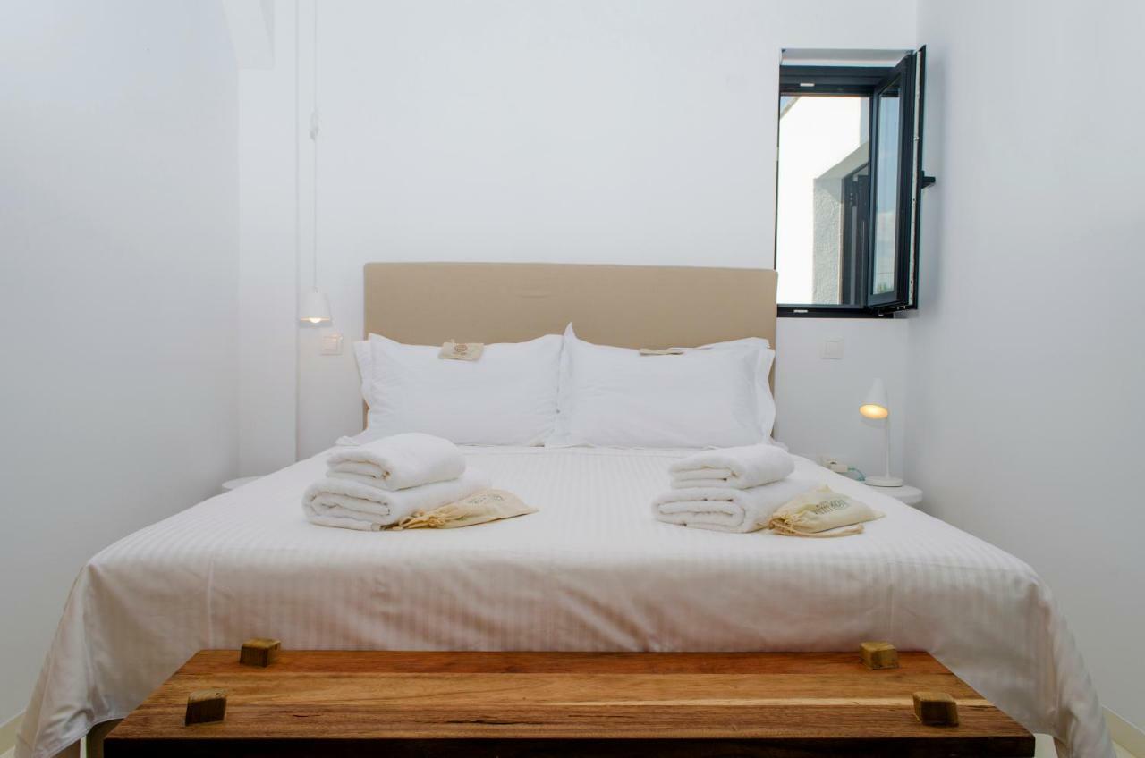 Thea Suites Nea Kallikrateia 外观 照片
